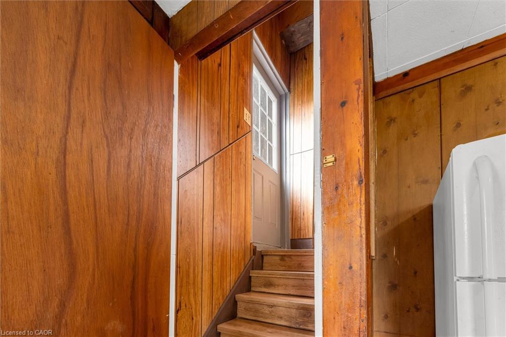 382 Beach Boulevard, Hamilton, ON - Indoor Photo Showing Other Room