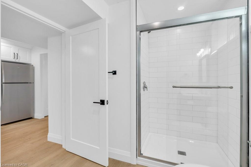 3-54 Wilhelm Street, Kitchener, ON - Indoor Photo Showing Bathroom