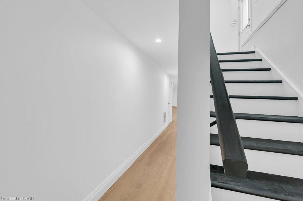 3-54 Wilhelm Street, Kitchener, ON - Indoor Photo Showing Other Room