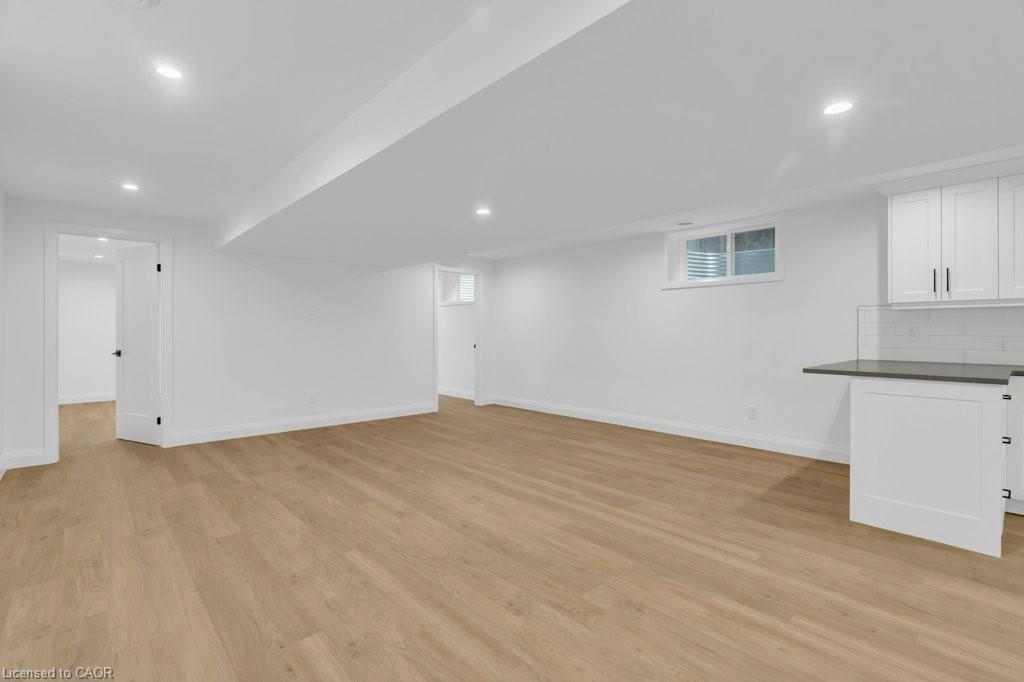 3-54 Wilhelm Street, Kitchener, ON - Indoor