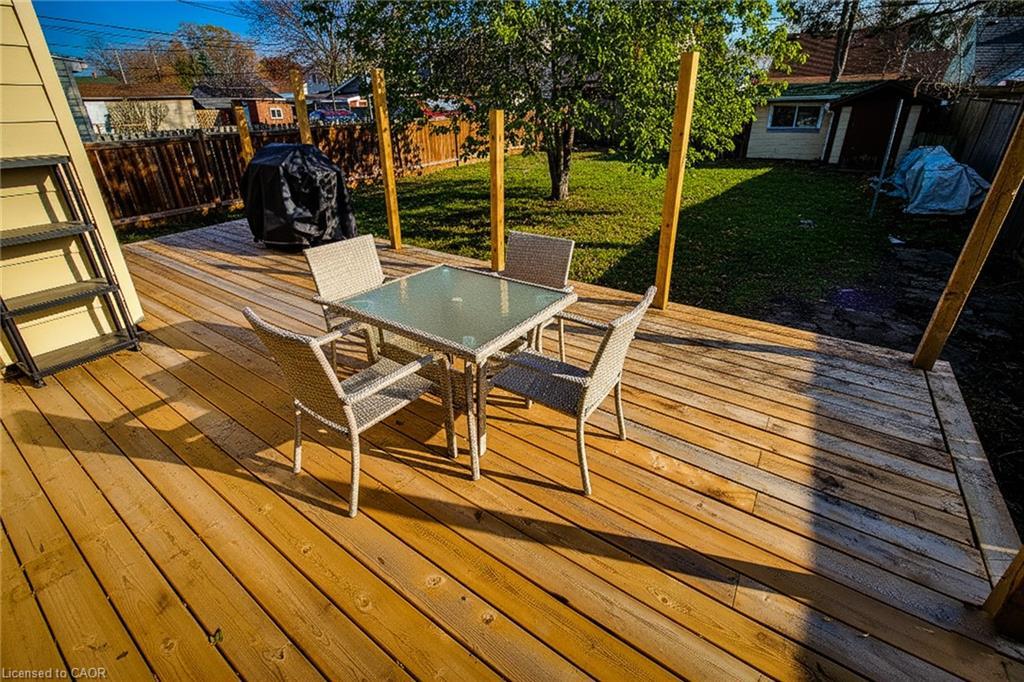 54 Eighth Avenue, Brantford, ON - Outdoor With Deck Patio Veranda