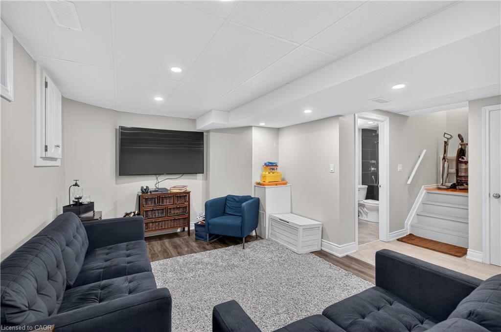 84 Branthaven Drive, Stoney Creek, ON - Indoor