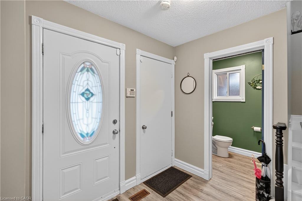84 Branthaven Drive, Stoney Creek, ON - Indoor Photo Showing Other Room
