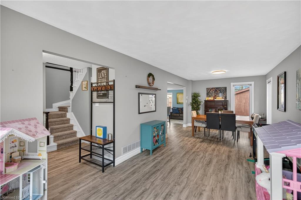 84 Branthaven Drive, Stoney Creek, ON - Indoor