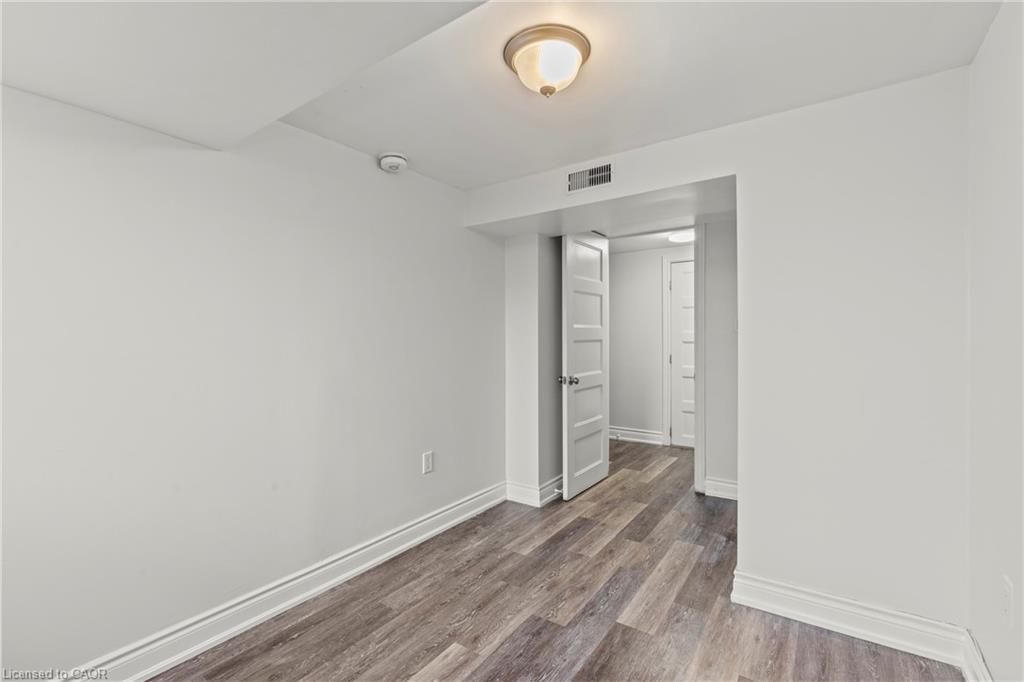 14 Westmount Avenue, Thorold, ON - Indoor Photo Showing Other Room