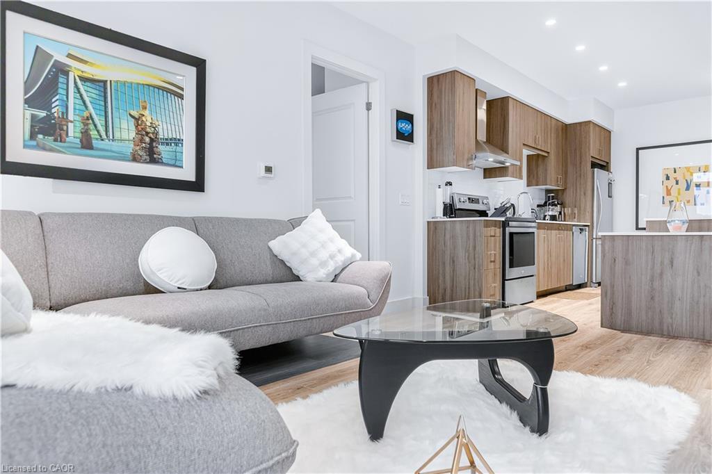 1310-15 Glebe Street, Cambridge, ON - Indoor