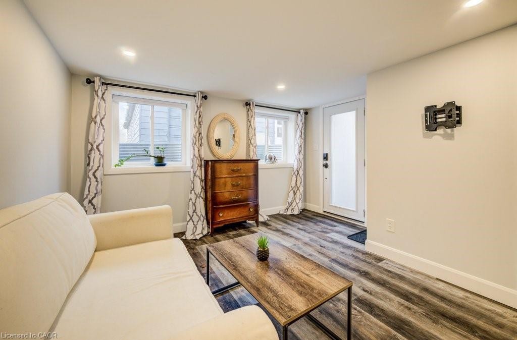 604 Guelph Street, Kitchener, ON - Indoor