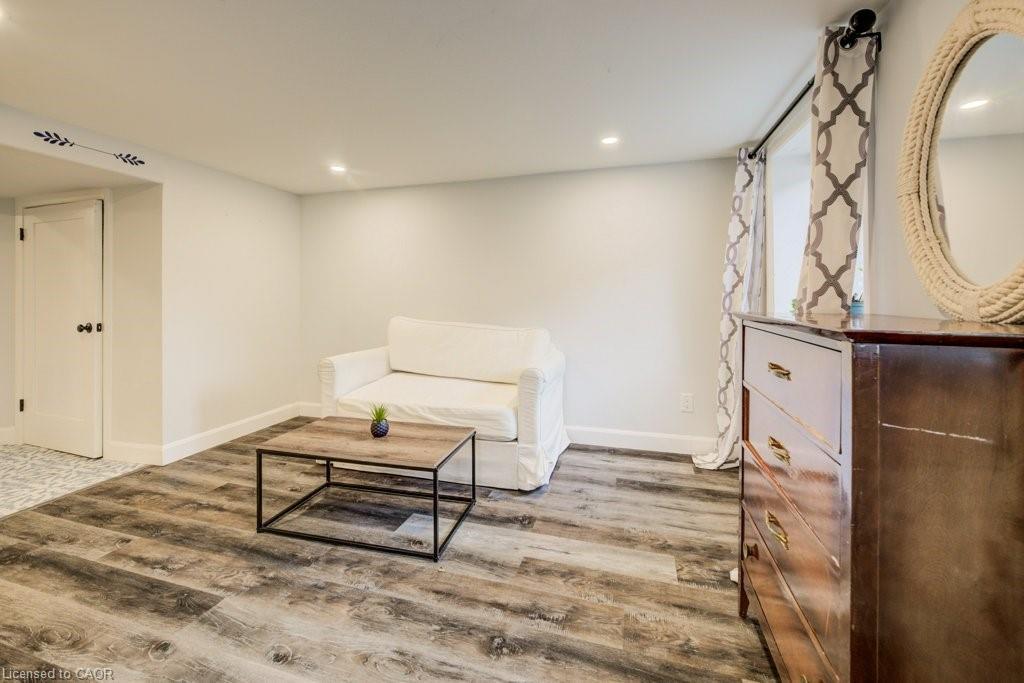 604 Guelph Street, Kitchener, ON - Indoor