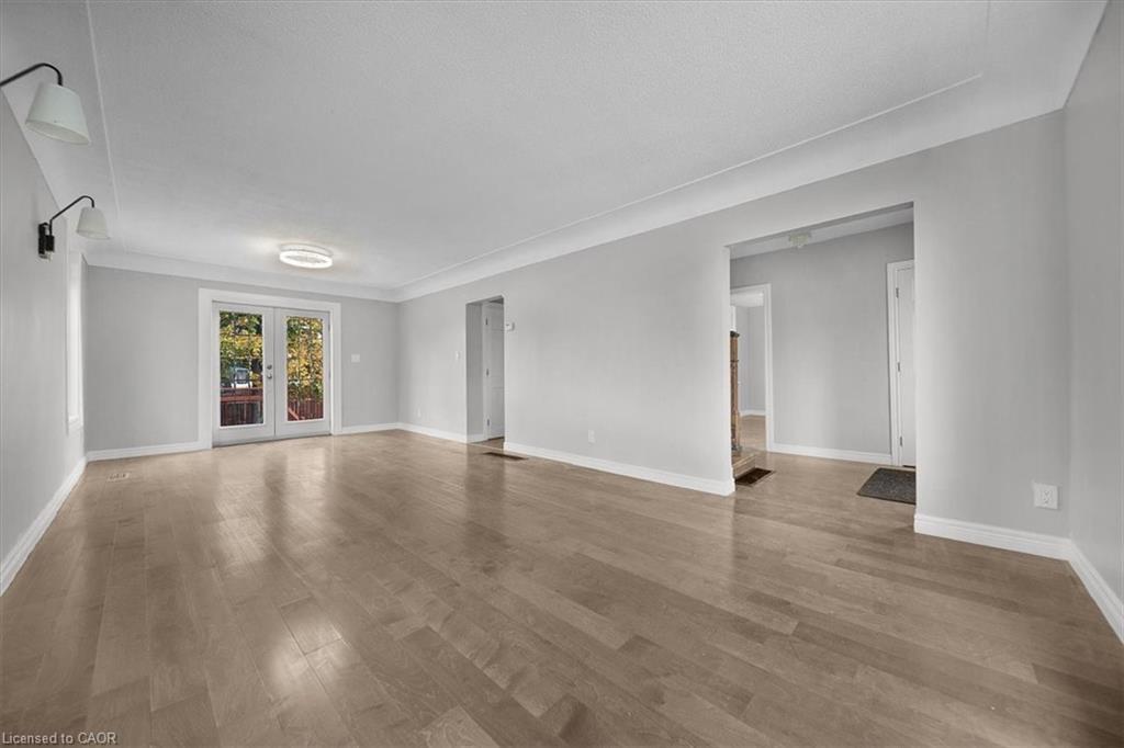 687 Upper James Street, Hamilton, ON - Indoor