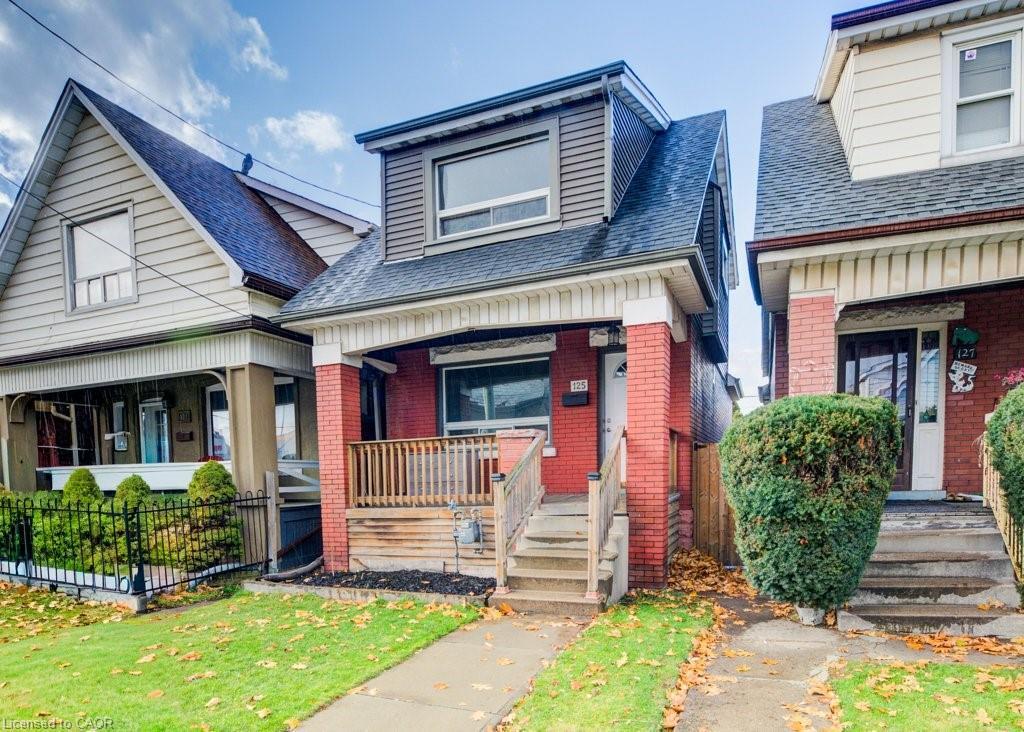 125 Melrose Avenue N, Hamilton, ON - Outdoor With Facade