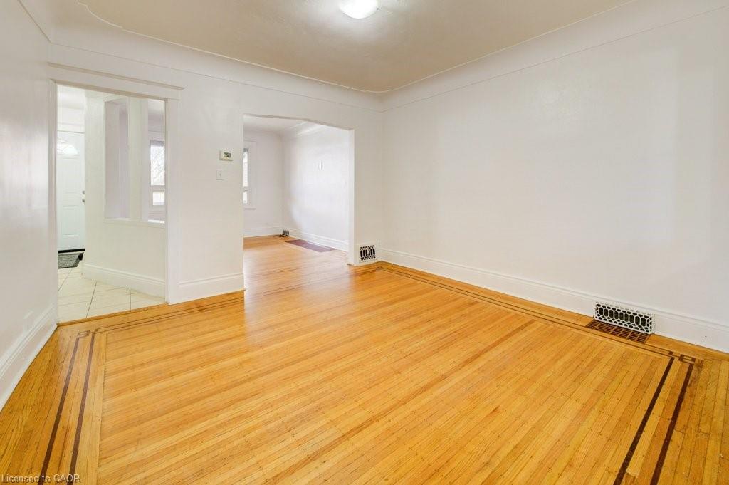 125 Melrose Avenue N, Hamilton, ON - Indoor Photo Showing Other Room