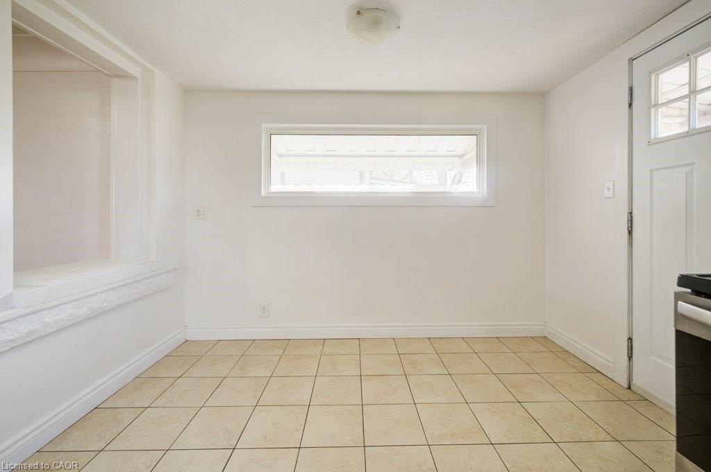 125 Melrose Avenue N, Hamilton, ON - Indoor Photo Showing Other Room
