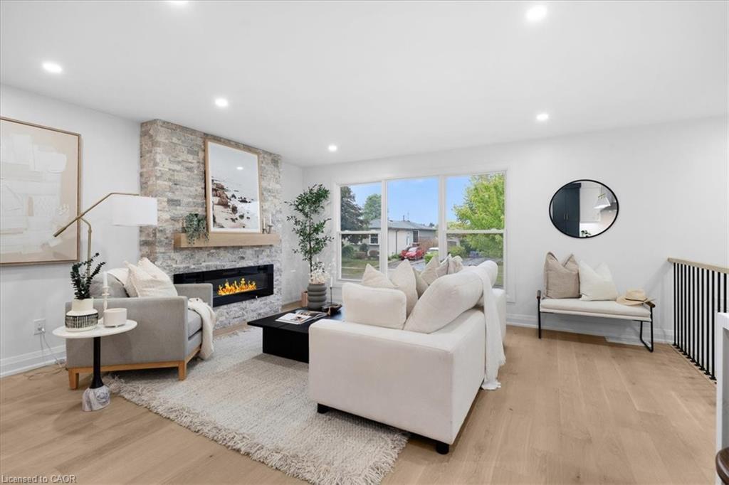 15 Mellenby Street, Hamilton, ON - Indoor Photo Showing Living Room With Fireplace