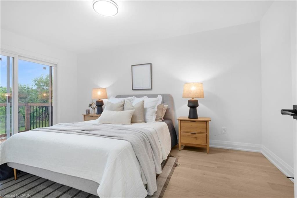 15 Mellenby Street, Hamilton, ON - Indoor Photo Showing Bedroom