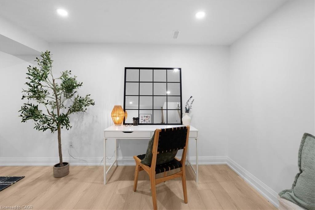 15 Mellenby Street, Hamilton, ON - Indoor