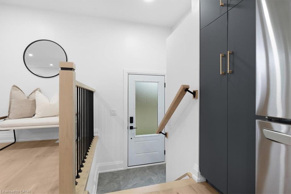 15 Mellenby Street, Hamilton, ON - Indoor Photo Showing Other Room