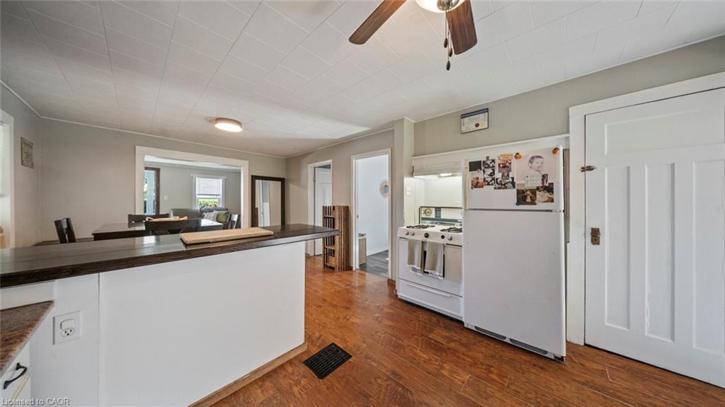 57121 Eden Line, Eden, ON - Indoor Photo Showing Kitchen