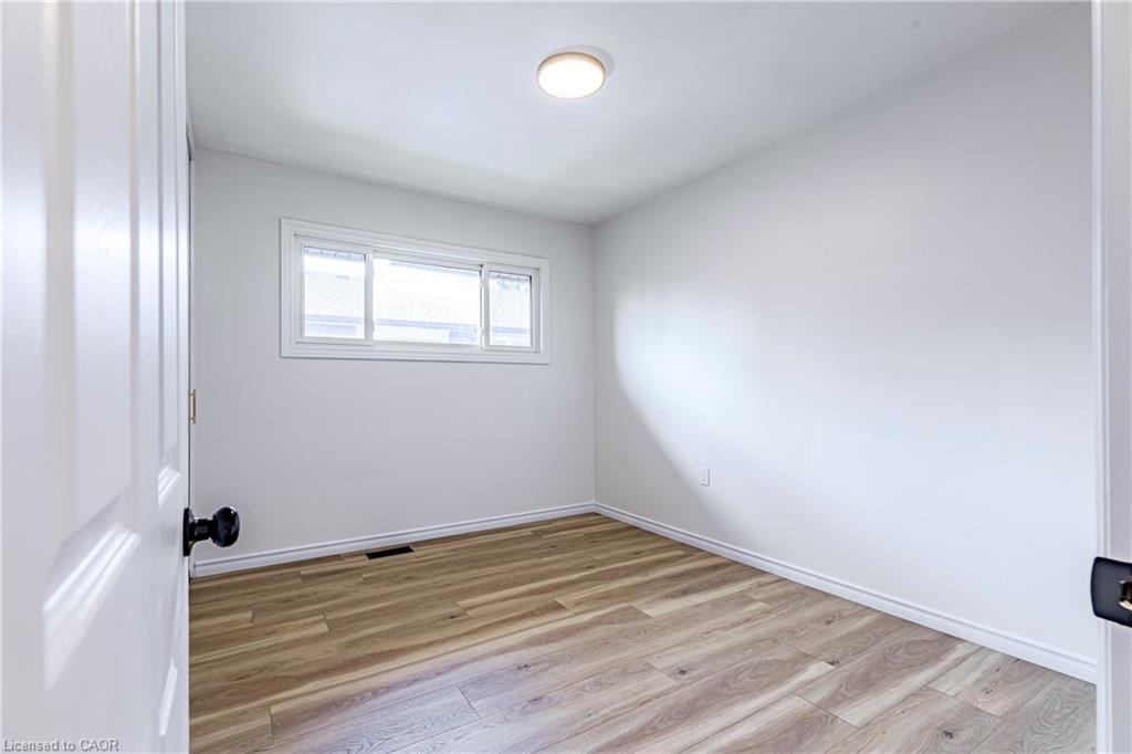 20 Burfield Avenue, Hamilton, ON - Indoor Photo Showing Other Room
