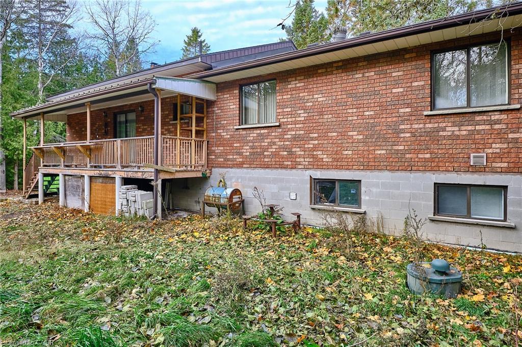 13 Balsam Avenue, Woodland Beach, ON - Outdoor