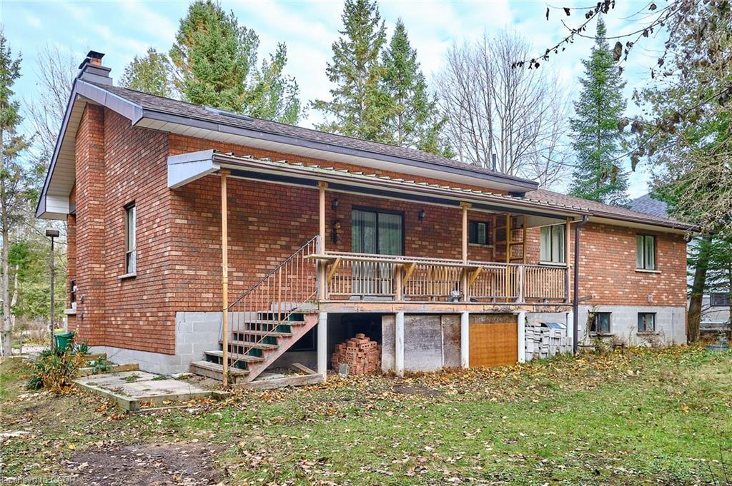 13 Balsam Avenue, Woodland Beach, ON - Outdoor