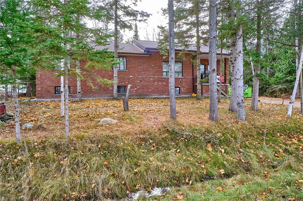 13 Balsam Avenue, Woodland Beach, ON - Outdoor