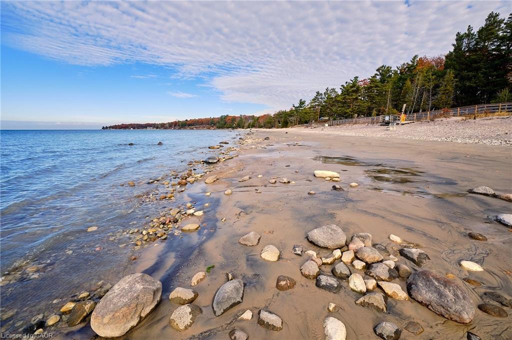 13 Balsam Avenue, Woodland Beach, ON - Outdoor With Body Of Water With View