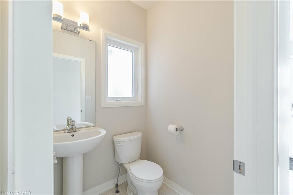 7310 Marvel Drive, Niagara Falls, ON - Indoor Photo Showing Bathroom