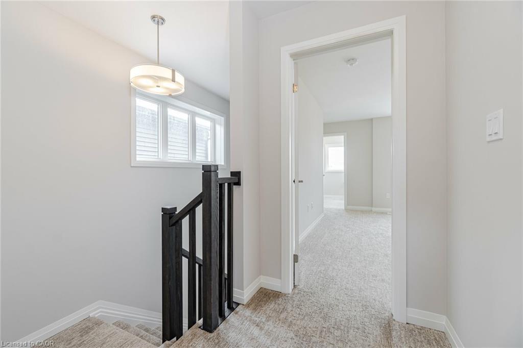 7310 Marvel Drive, Niagara Falls, ON - Indoor Photo Showing Other Room