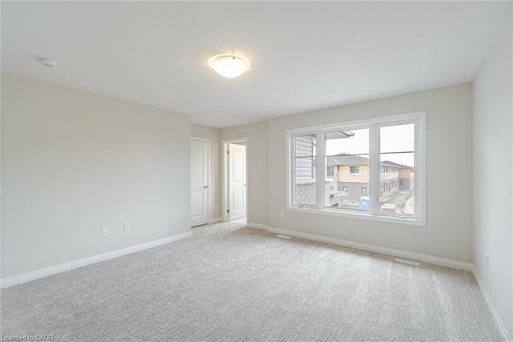 7310 Marvel Drive, Niagara Falls, ON - Indoor Photo Showing Other Room