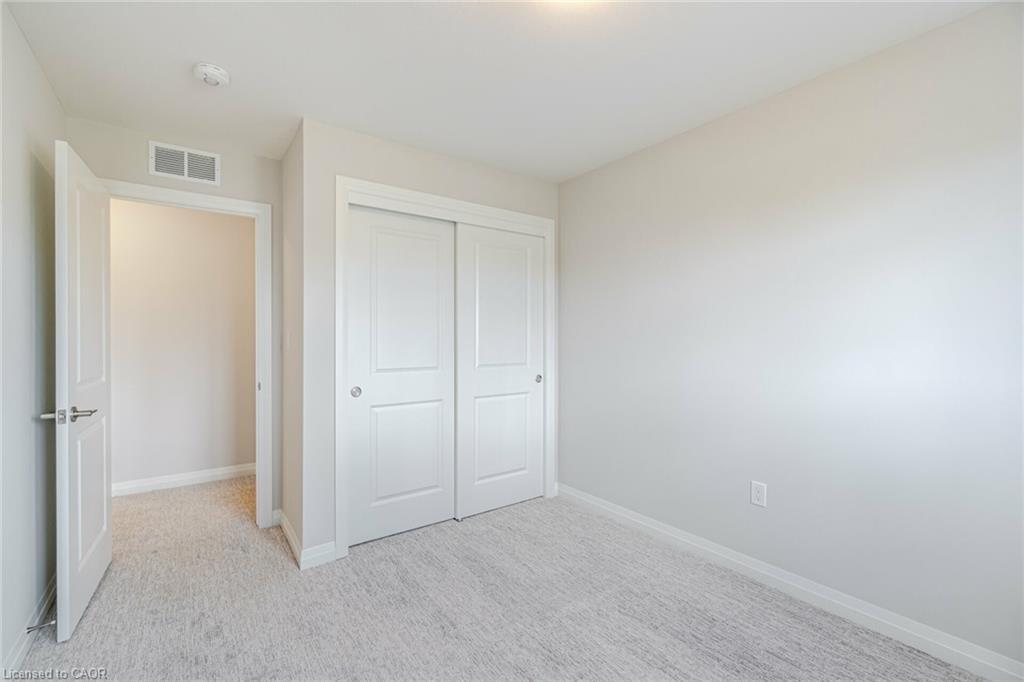 7310 Marvel Drive, Niagara Falls, ON - Indoor Photo Showing Other Room