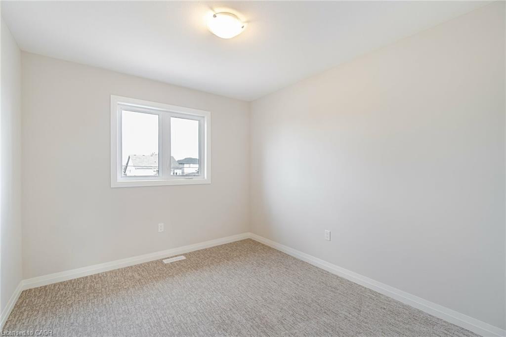 7310 Marvel Drive, Niagara Falls, ON - Indoor Photo Showing Other Room