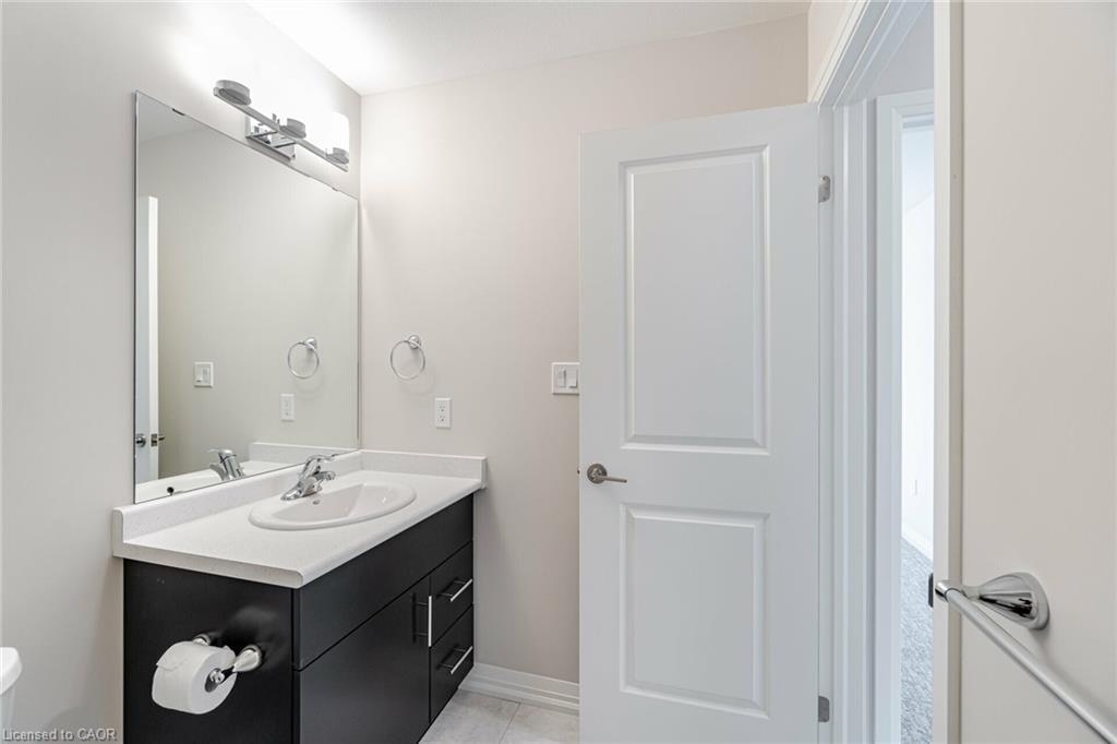 7310 Marvel Drive, Niagara Falls, ON - Indoor Photo Showing Bathroom