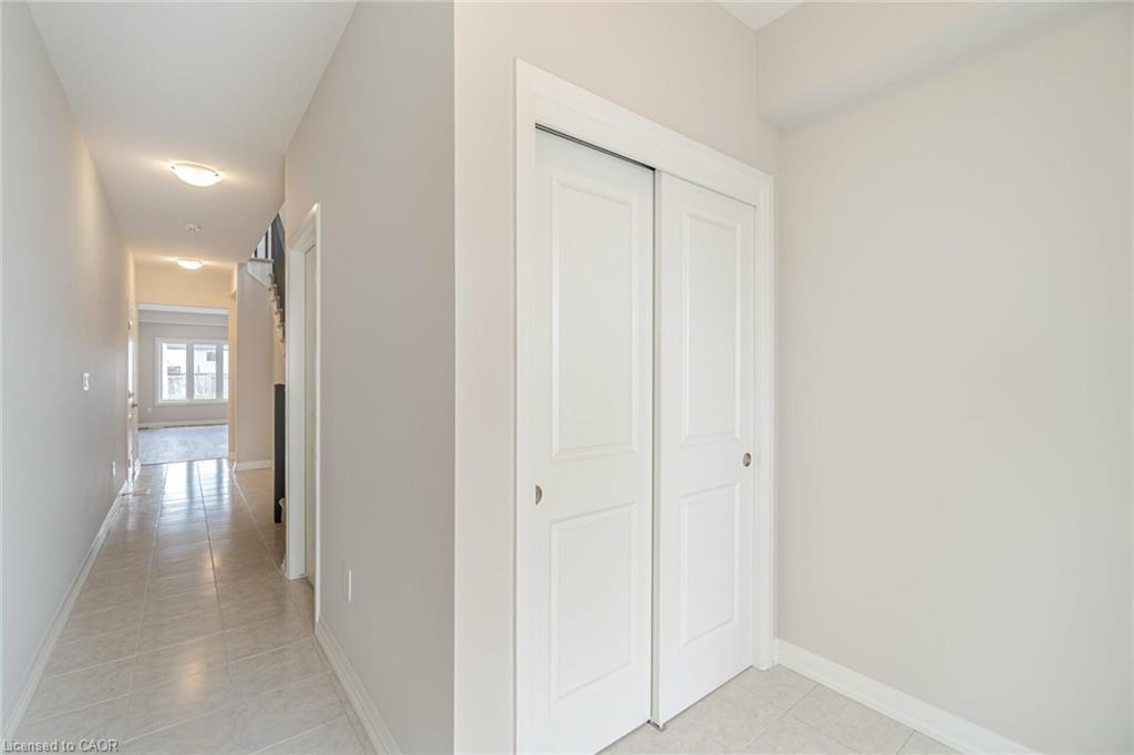 7310 Marvel Drive, Niagara Falls, ON - Indoor Photo Showing Other Room