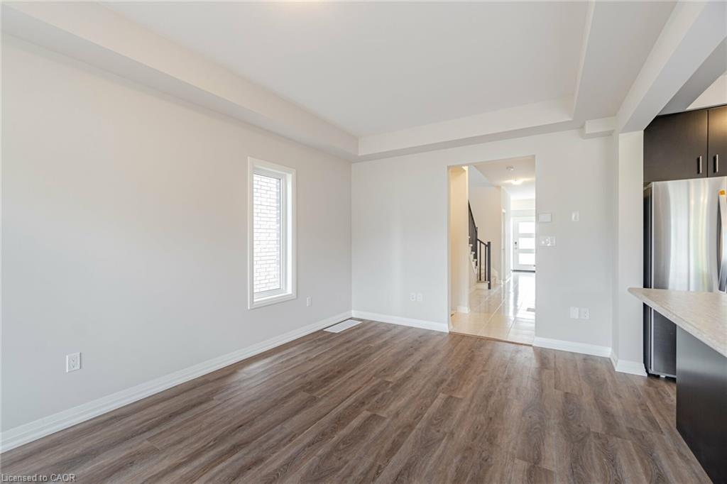 7310 Marvel Drive, Niagara Falls, ON - Indoor Photo Showing Other Room