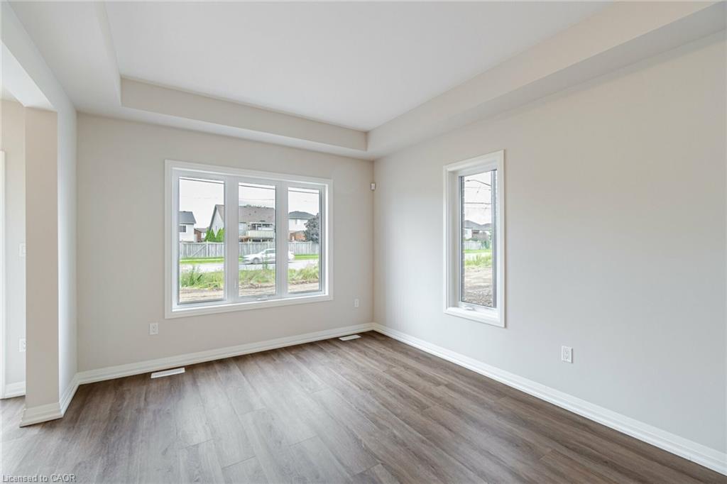 7310 Marvel Drive, Niagara Falls, ON - Indoor Photo Showing Other Room