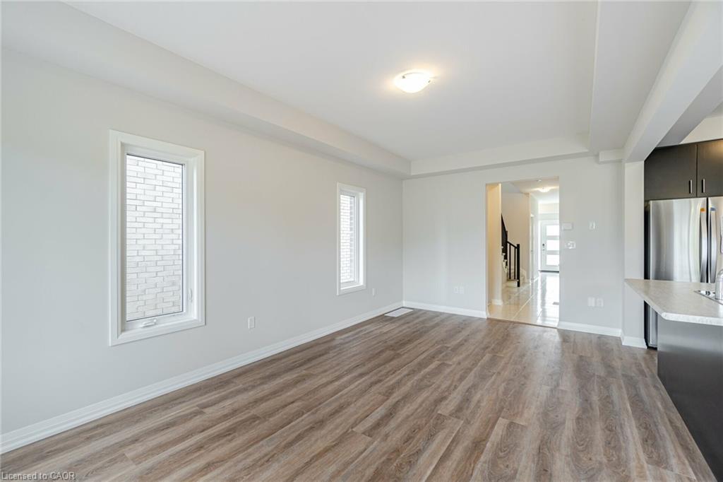 7310 Marvel Drive, Niagara Falls, ON - Indoor Photo Showing Other Room