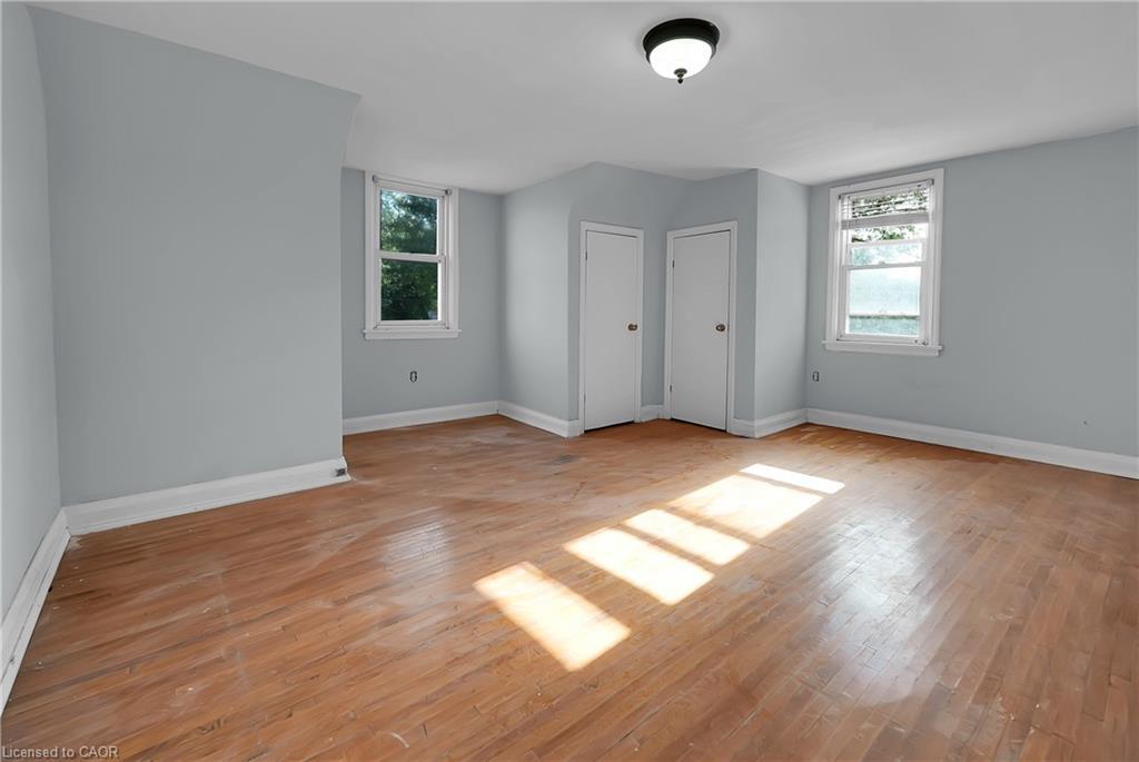 9 Arlington Avenue, St. Catharines, ON - Indoor Photo Showing Other Room