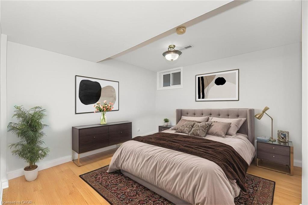 3018 Dalehurst Drive, Mississauga, ON - Indoor Photo Showing Bedroom