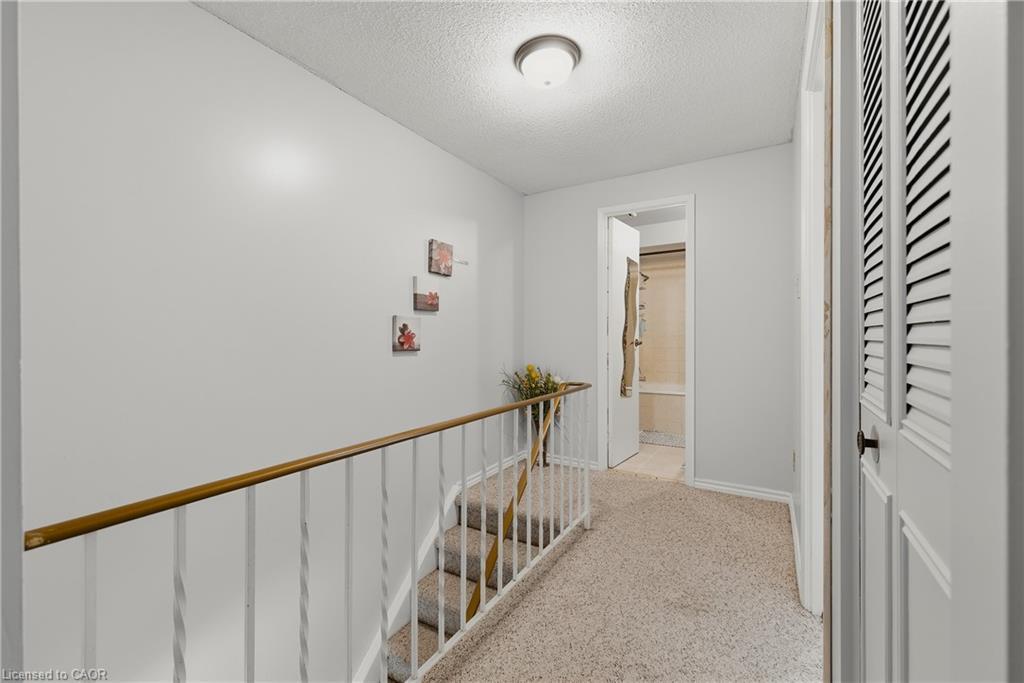 69-539 Willow Road, Guelph, ON - Indoor Photo Showing Other Room