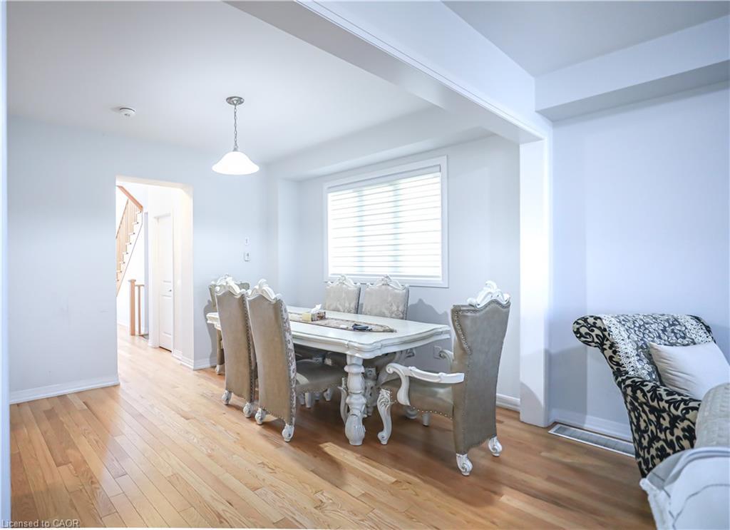 125 Silverwood Crescent, Woodstock, ON - Indoor Photo Showing Dining Room