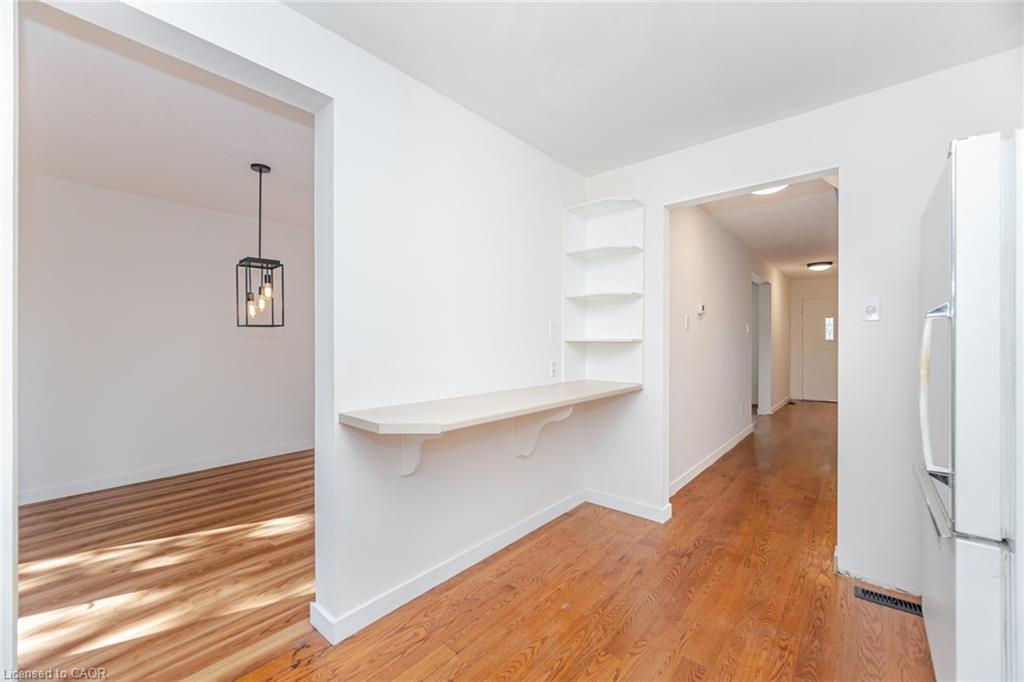 21 Horning Drive, Hamilton, ON - Indoor Photo Showing Other Room