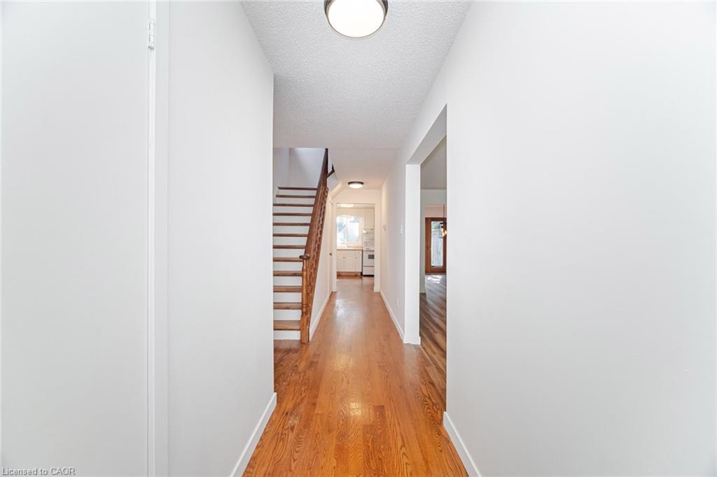 21 Horning Drive, Hamilton, ON - Indoor Photo Showing Other Room