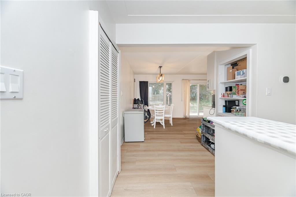 Upper-214 Forest Hill Drive, Kitchener, ON - Indoor