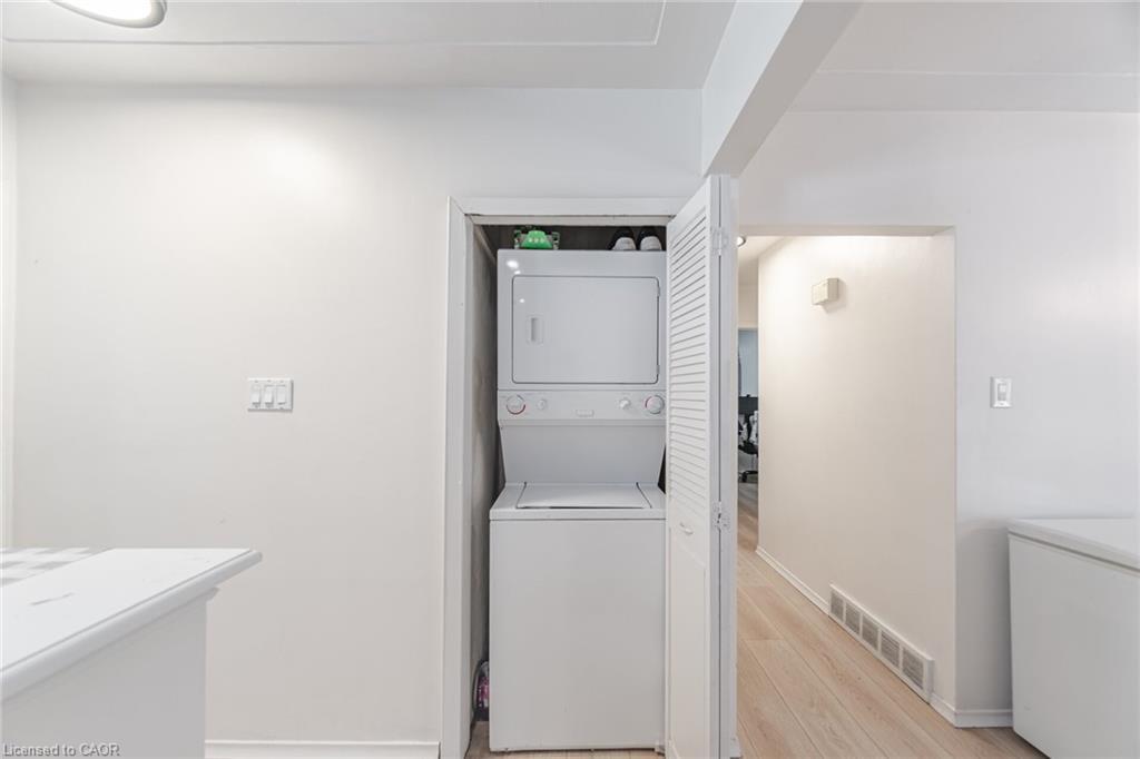 Upper-214 Forest Hill Drive, Kitchener, ON - Indoor Photo Showing Laundry Room