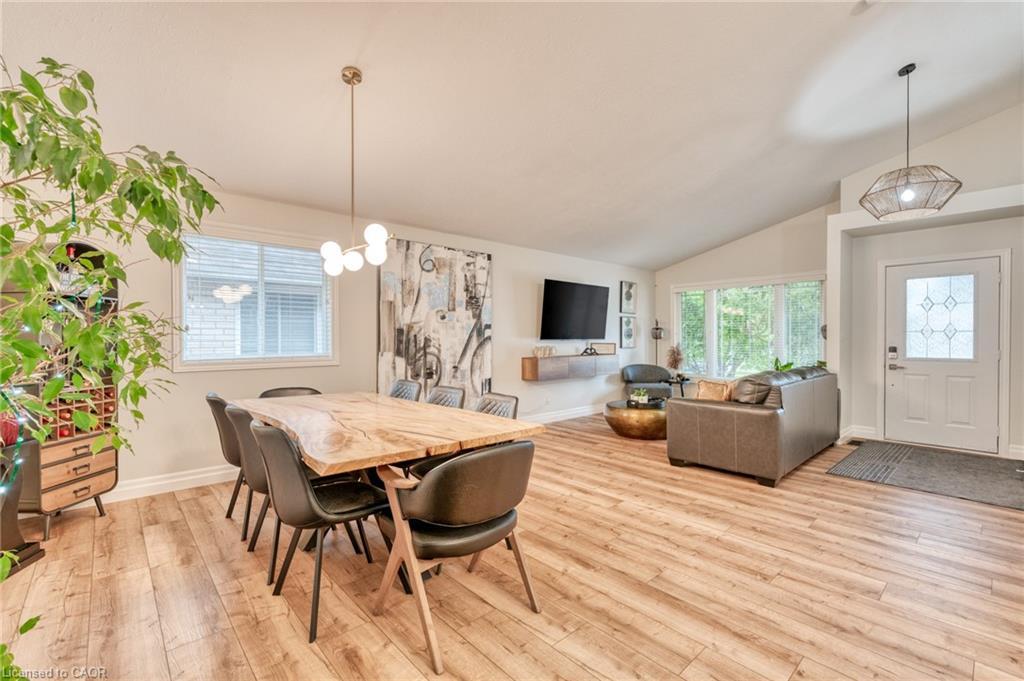 31 Bolzano Court, Hamilton, ON - Indoor