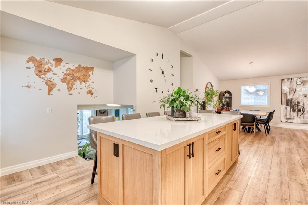 31 Bolzano Court, Hamilton, ON - Indoor