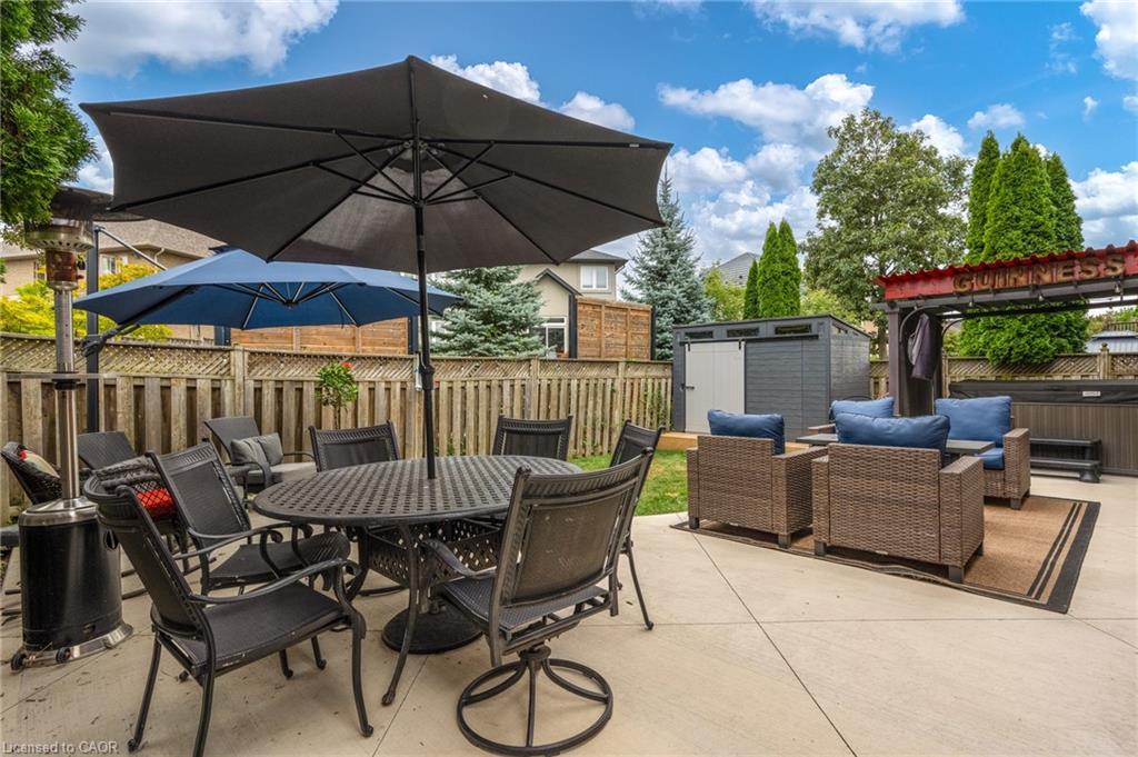 31 Bolzano Court, Hamilton, ON - Outdoor With Deck Patio Veranda With Exterior