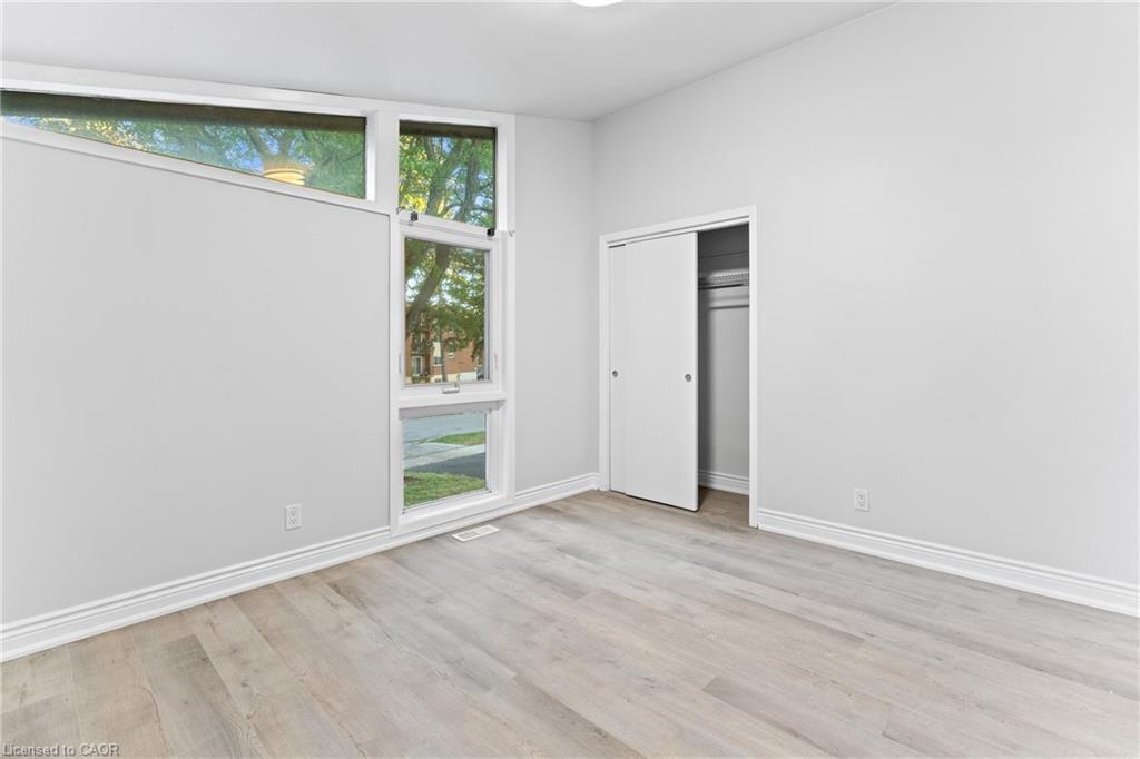 366 Dale Crescent, Waterloo, ON - Indoor Photo Showing Other Room