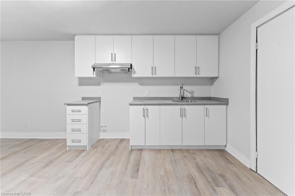 366 Dale Crescent, Waterloo, ON - Indoor