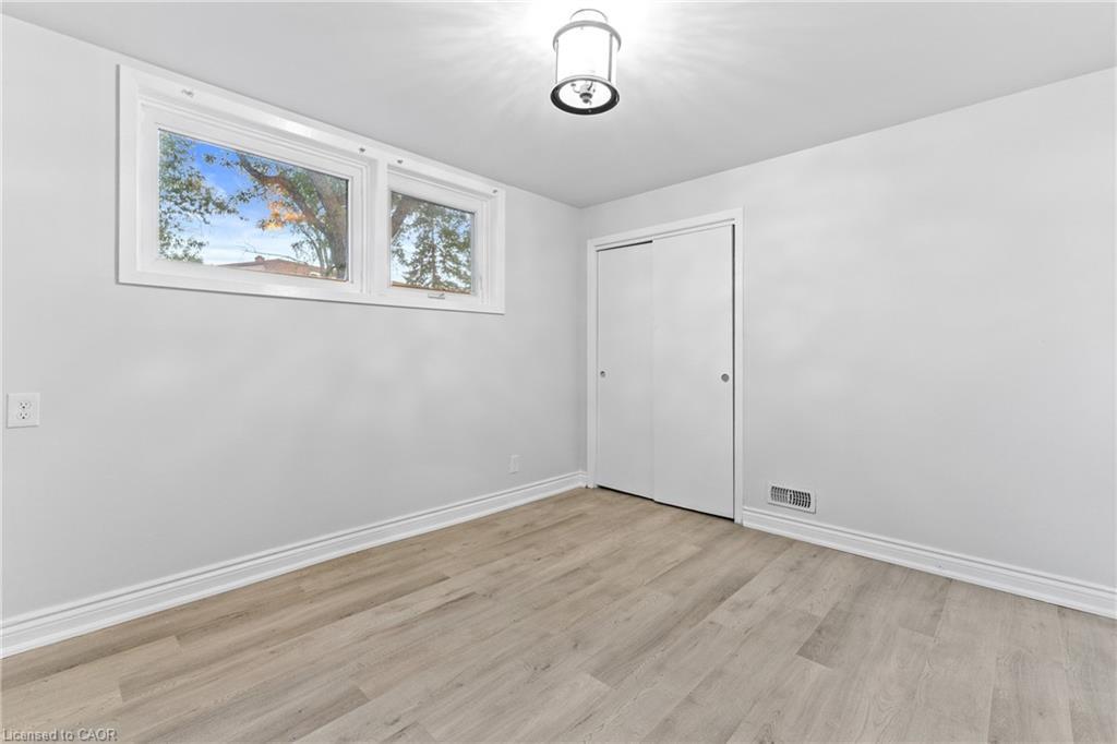 366 Dale Crescent, Waterloo, ON - Indoor Photo Showing Other Room